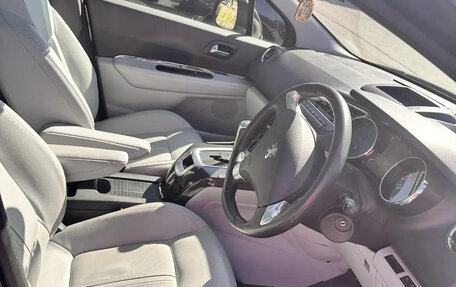 Peugeot 5008 I рестайлинг, 2013 год, 1 200 000 рублей, 4 фотография