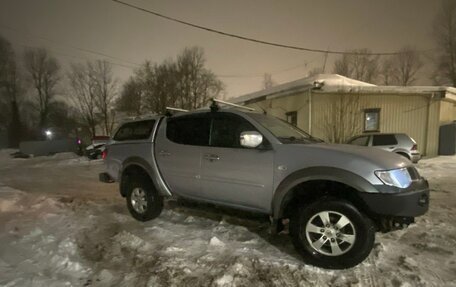 Mitsubishi L200 IV рестайлинг, 2012 год, 1 350 000 рублей, 2 фотография
