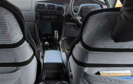Toyota Hilux Surf III рестайлинг, 1997 год, 1 350 000 рублей, 16 фотография