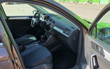 Volkswagen Tiguan II, 2017 год, 2 380 000 рублей, 11 фотография