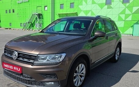 Volkswagen Tiguan II, 2017 год, 2 380 000 рублей, 13 фотография