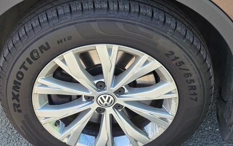 Volkswagen Tiguan II, 2017 год, 2 380 000 рублей, 19 фотография