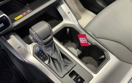 Toyota RAV4, 2025 год, 3 899 000 рублей, 20 фотография