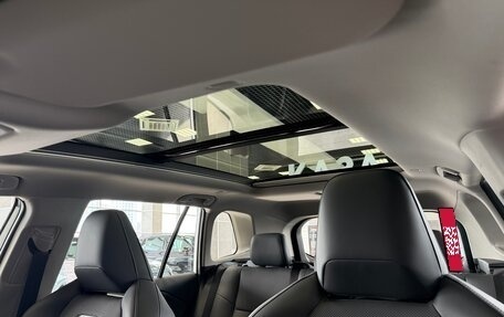 Toyota RAV4, 2025 год, 3 899 000 рублей, 22 фотография