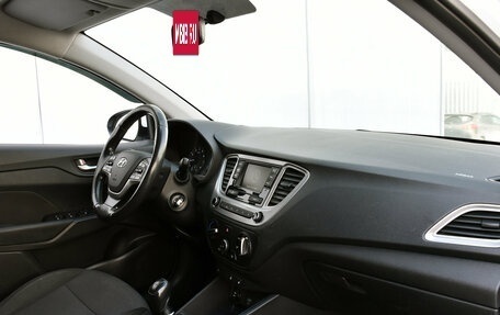 Hyundai Solaris II рестайлинг, 2019 год, 934 000 рублей, 9 фотография