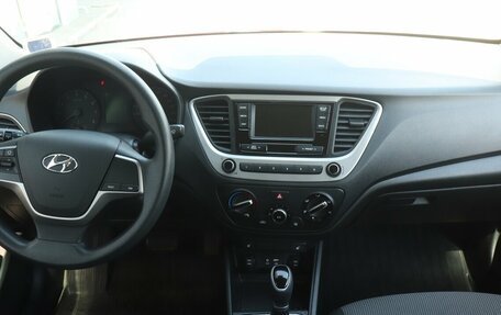 Hyundai Solaris II рестайлинг, 2018 год, 1 539 000 рублей, 7 фотография
