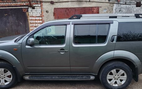 Nissan Pathfinder, 2005 год, 950 000 рублей, 2 фотография
