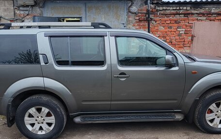 Nissan Pathfinder, 2005 год, 950 000 рублей, 3 фотография