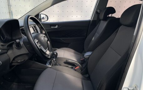 Hyundai Solaris II рестайлинг, 2018 год, 1 100 000 рублей, 11 фотография