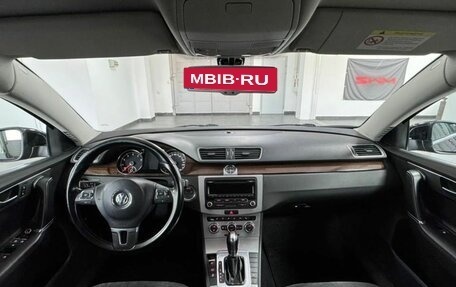 Volkswagen Passat B7, 2012 год, 1 099 000 рублей, 9 фотография