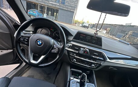 BMW 5 серия, 2017 год, 3 950 000 рублей, 6 фотография