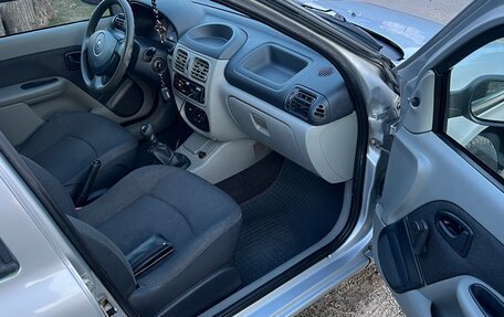 Renault Symbol I, 2005 год, 310 000 рублей, 10 фотография