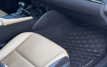 Lexus ES VII, 2019 год, 4 000 000 рублей, 13 фотография