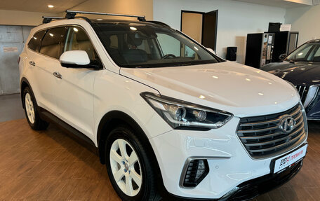 Hyundai Santa Fe III рестайлинг, 2017 год, 2 550 000 рублей, 3 фотография