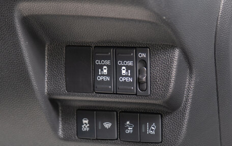 Honda Freed II, 2018 год, 1 499 000 рублей, 10 фотография