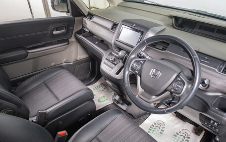 Honda Freed II, 2018 год, 1 499 000 рублей, 8 фотография
