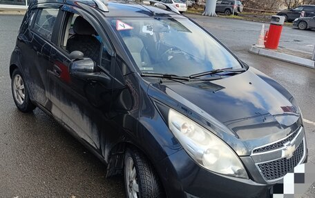Chevrolet Spark III, 2011 год, 660 000 рублей, 2 фотография