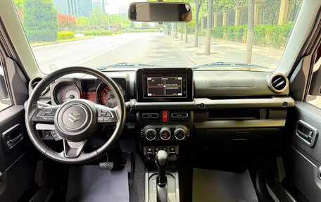 Suzuki Jimny, 2022 год, 2 350 000 рублей, 6 фотография