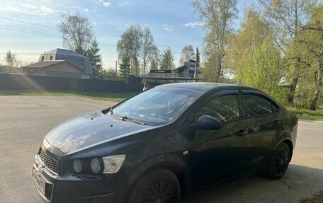 Chevrolet Aveo III, 2012 год, 700 000 рублей, 2 фотография