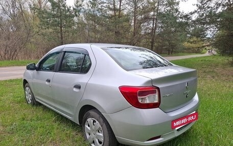 Renault Logan II, 2015 год, 700 000 рублей, 5 фотография