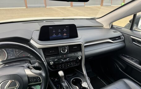 Lexus RX IV рестайлинг, 2019 год, 4 870 000 рублей, 10 фотография