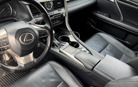 Lexus RX IV рестайлинг, 2019 год, 4 870 000 рублей, 11 фотография
