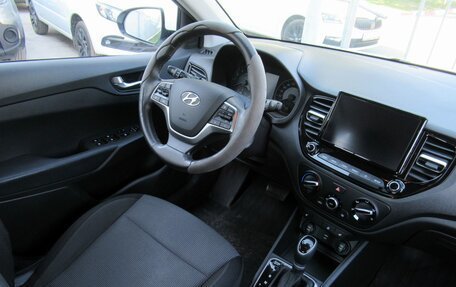 Hyundai Solaris II рестайлинг, 2020 год, 1 365 000 рублей, 13 фотография