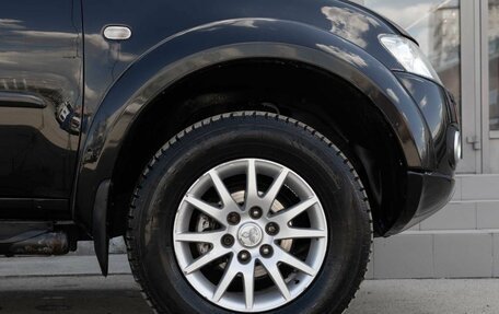 Mitsubishi Pajero IV, 2010 год, 1 344 000 рублей, 9 фотография
