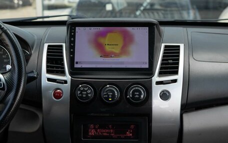 Mitsubishi Pajero IV, 2010 год, 1 344 000 рублей, 13 фотография