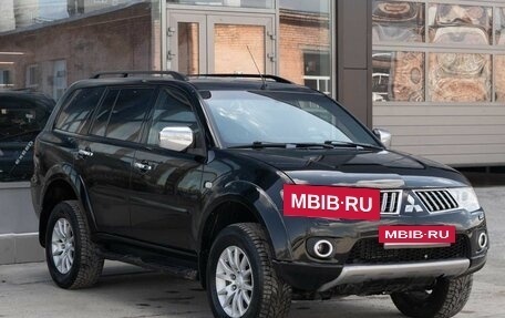 Mitsubishi Pajero IV, 2010 год, 1 344 000 рублей, 3 фотография