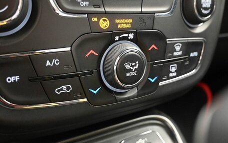 Jeep Compass II, 2019 год, 2 659 000 рублей, 21 фотография