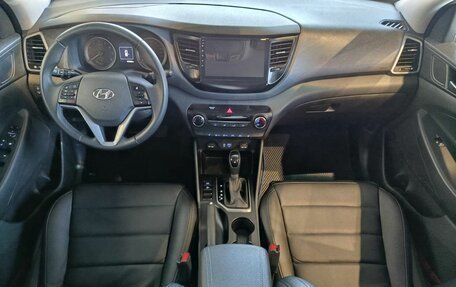 Hyundai Tucson III, 2016 год, 1 750 000 рублей, 12 фотография