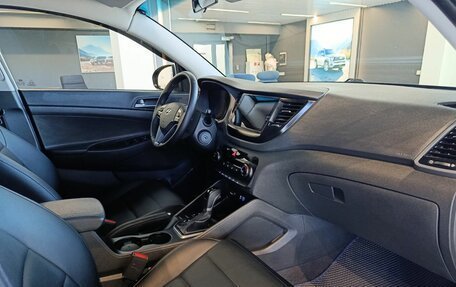 Hyundai Tucson III, 2016 год, 1 750 000 рублей, 8 фотография
