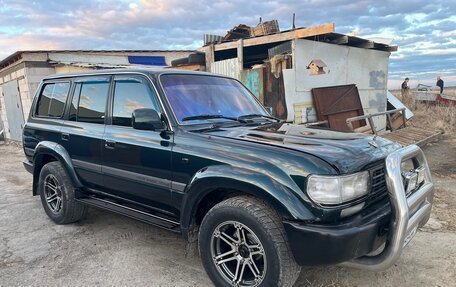 Toyota Land Cruiser 80 рестайлинг, 1996 год, 1 590 000 рублей, 3 фотография