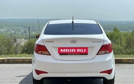 Hyundai Solaris II рестайлинг, 2015 год, 795 000 рублей, 5 фотография