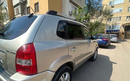 Hyundai Tucson III, 2008 год, 710 000 рублей, 2 фотография