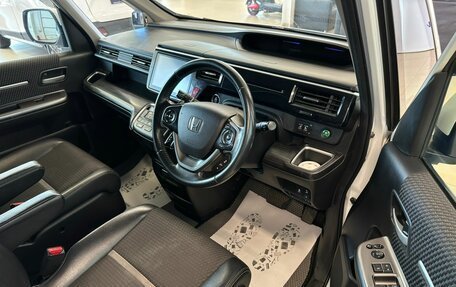 Honda Stepwgn IV, 2016 год, 1 849 000 рублей, 10 фотография