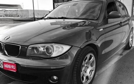BMW 1 серия, 2005 год, 650 000 рублей, 1 фотография