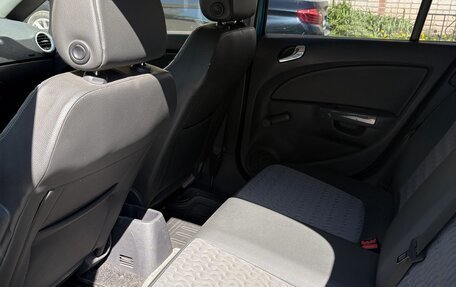 Opel Corsa D, 2011 год, 650 000 рублей, 10 фотография