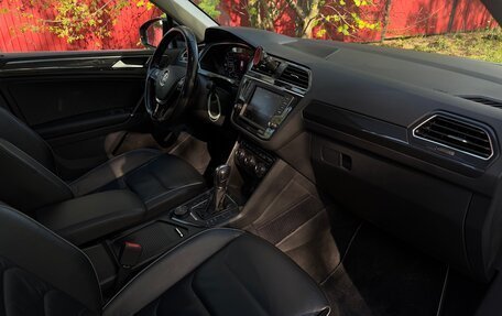 Volkswagen Tiguan II, 2017 год, 2 450 000 рублей, 13 фотография