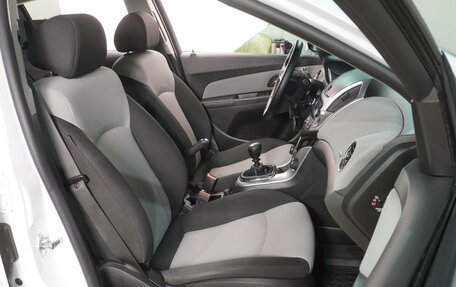Chevrolet Cruze II, 2013 год, 919 000 рублей, 8 фотография