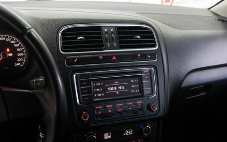Volkswagen Polo VI (EU Market), 2013 год, 799 000 рублей, 9 фотография