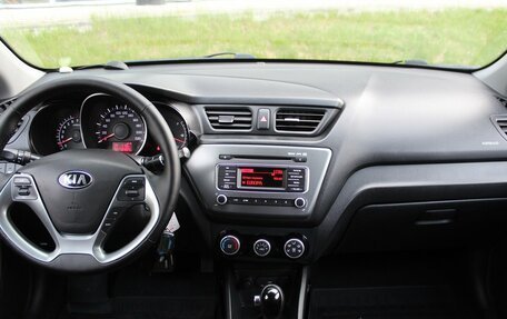 KIA Rio III рестайлинг, 2015 год, 990 000 рублей, 8 фотография