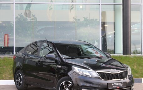 KIA Rio III рестайлинг, 2015 год, 990 000 рублей, 3 фотография