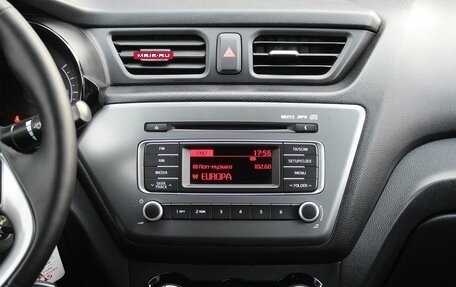 KIA Rio III рестайлинг, 2015 год, 990 000 рублей, 11 фотография