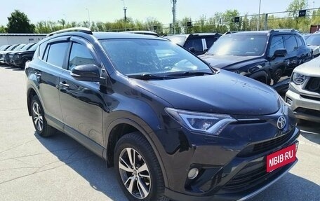 Toyota RAV4, 2018 год, 2 690 000 рублей, 4 фотография