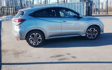 Honda Vezel, 2014 год, 1 150 000 рублей, 3 фотография