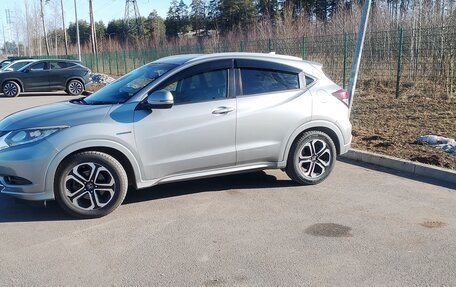Honda Vezel, 2014 год, 1 150 000 рублей, 13 фотография