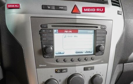 Opel Zafira B, 2010 год, 519 000 рублей, 14 фотография