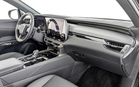 Lexus RX IV рестайлинг, 2025 год, 8 800 000 рублей, 7 фотография